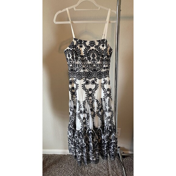 NEW ONE OF A KIND SAMPLE DESIGNER Embroidered Chiffon Navy/White Midi Dress - Picture 2 of 7